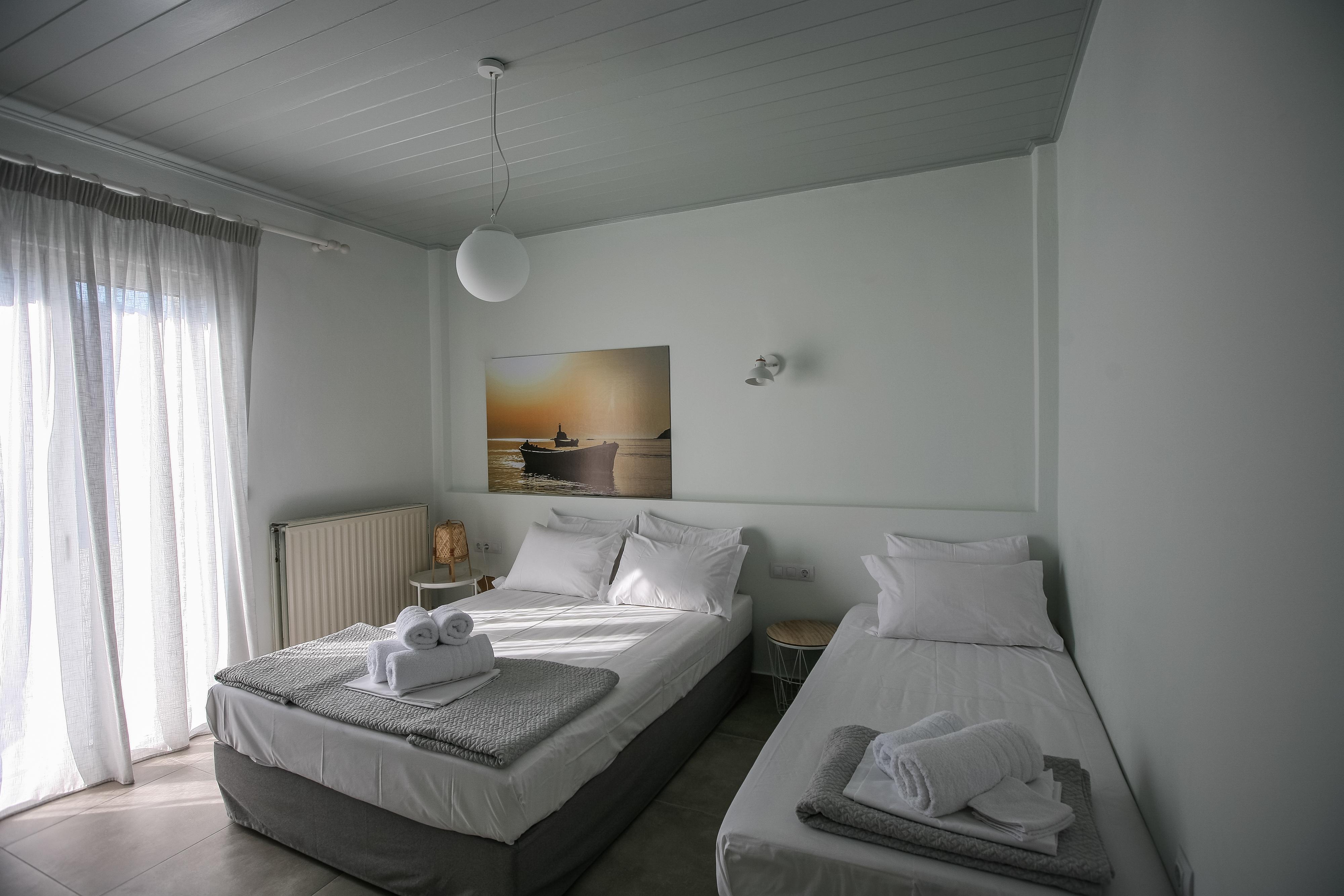 Pharos Apartments Gavrio Buitenkant foto