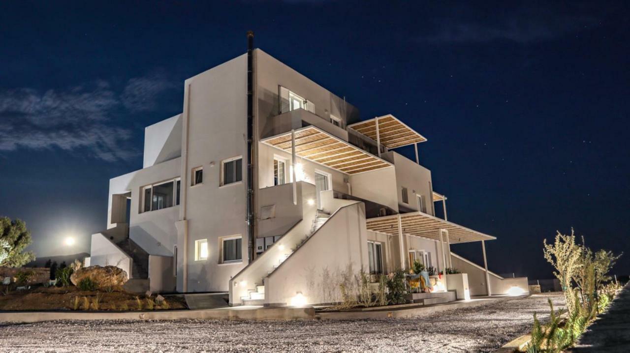 Pharos Apartments Gavrio Buitenkant foto